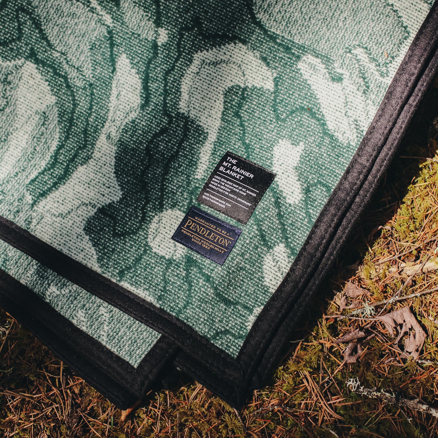 The Mt. Rainier Blanket Forest Green – Northdrinkware Japan